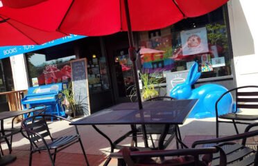 Mocha Java Coffee Shop co-located at The Blue Bunny