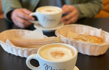 Mozna Chocolate & Coffee Co.