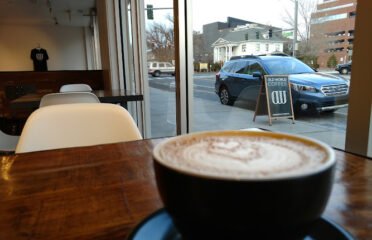 Old World Coffee Roasters – Midtown