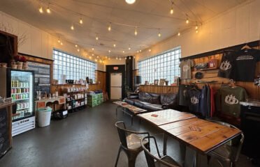 One Up One Down Coffee Roastery & Caffe