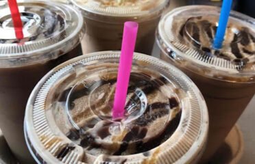 PT’s Snowballs Coffee and Ice Cream – Westlake