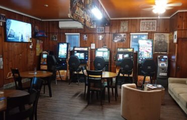 Parkhill Cafe & Pool Hall