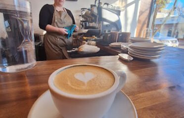 Perla Coffee Co. & Eatery