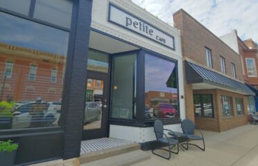 Petite Cafe