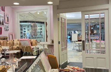 Pink Hippo Cafe