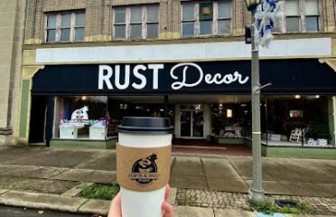 Pop in & Paint Studio & Coffeehouse