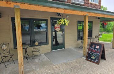 Red Pines Cafe