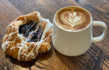 Round Bird Coffee Shop