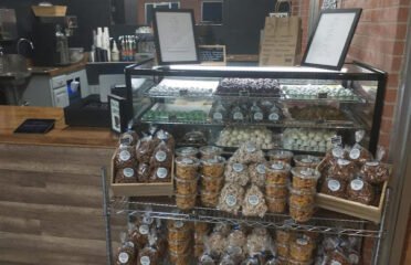 Rugged Root Candy & Coffee House