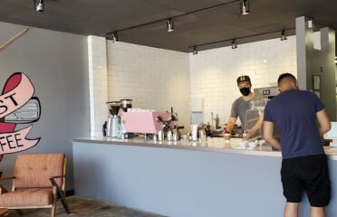 Second Best Coffee, Trailside
