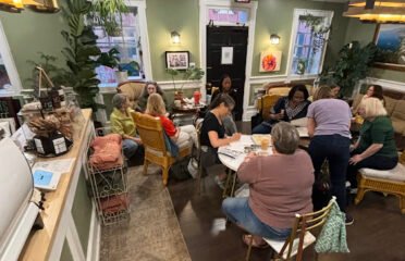 Shake & Bops Botanical Cafe