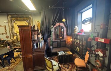 Spiral Wanderers Coffee Bar & Bookshop