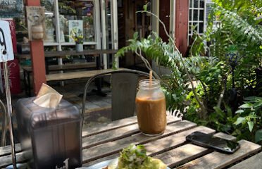 The Alchemist CafÃ©