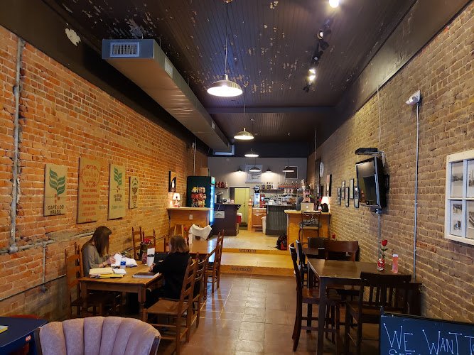 The Bicsuit and the Bean Cafe Farmville