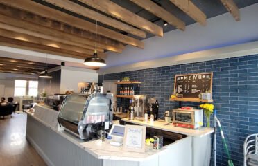 The Blue CafÃƒÂ©