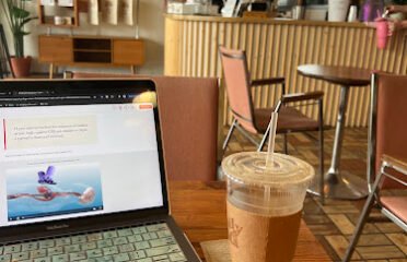 The Daily Grind – Coffee Shop