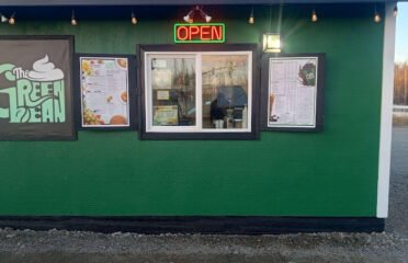 The Green Bean | Organic Smoothies and Coffee
