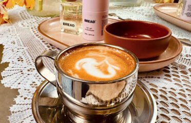 The Oma, Shop II Coffee+ Lifestyle