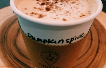 Tom/Cen Cafe