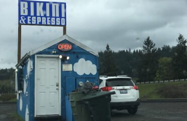 Twin Perks – Girl Baristas