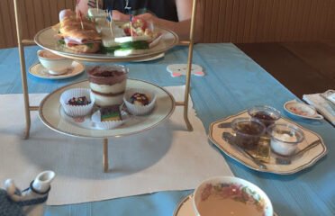 Wendy’s Pantry & Country Mouse Tea House