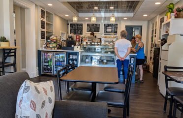 White Tree Cafe & Coffeehouse