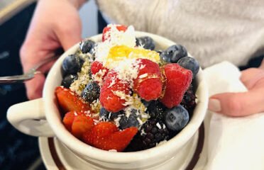 YLANG CAFEÃ¢â‚¬Â¢ YOGAÃ¢â‚¬Â¢ MASSAGE