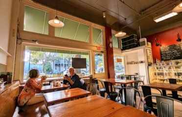 avenue cafe